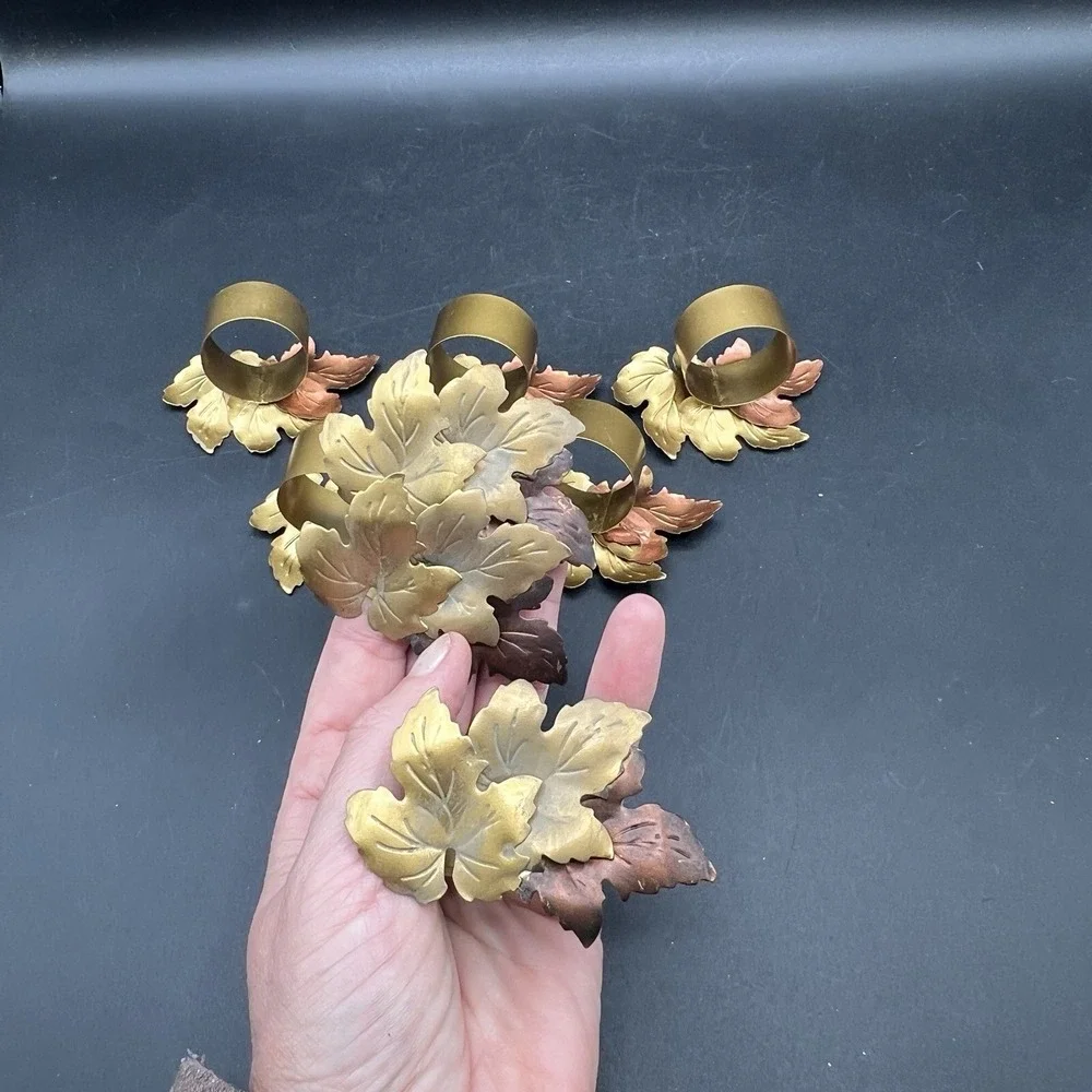 8 Metal Maple Leaf Napkin Rings Holders Brown/Gold-Tone Colors Autumn Fall